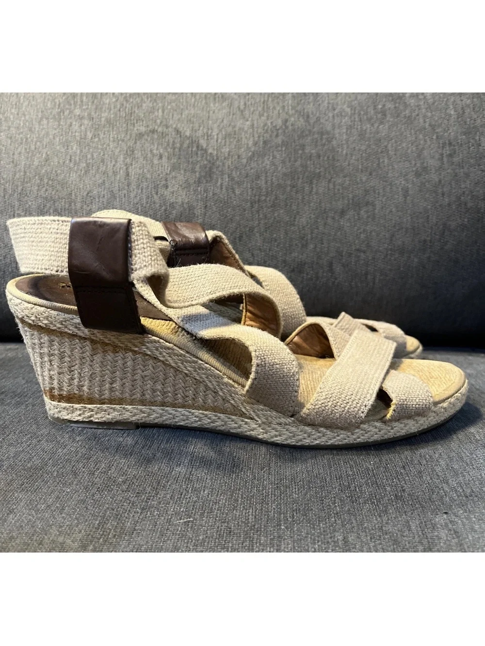 Lucky Brand Keane espadrilles Natural Crisscross Wedge Sandals 9M